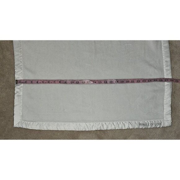 Carter's Bundle of Love White Fleece Baby Blanket Satin Trim 28x39 - Picture 5 of 7